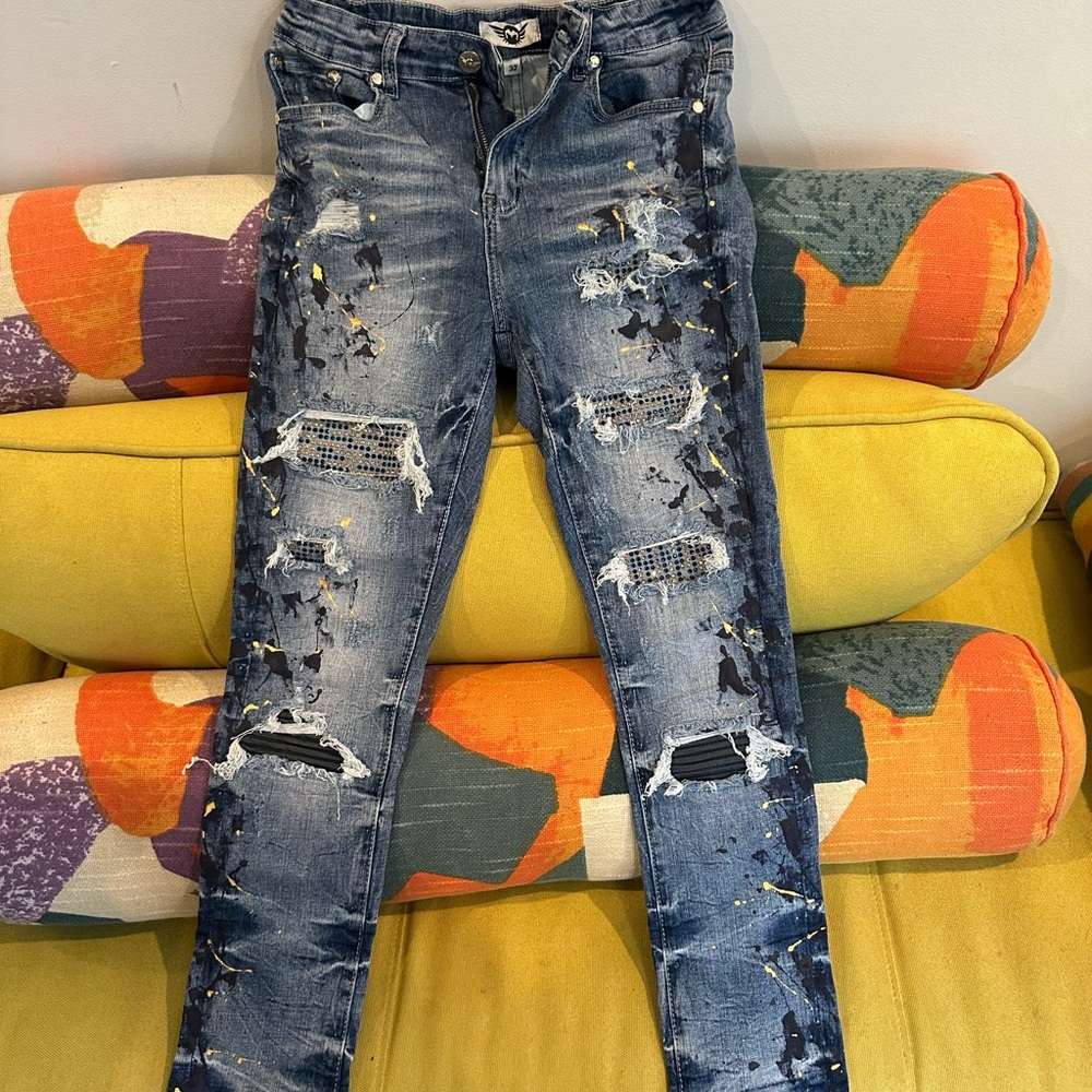 Trendy Distressed Blue Skinny Jeans